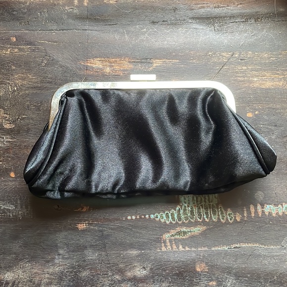 Black clutch with diamond studs - Picture 2 of 4